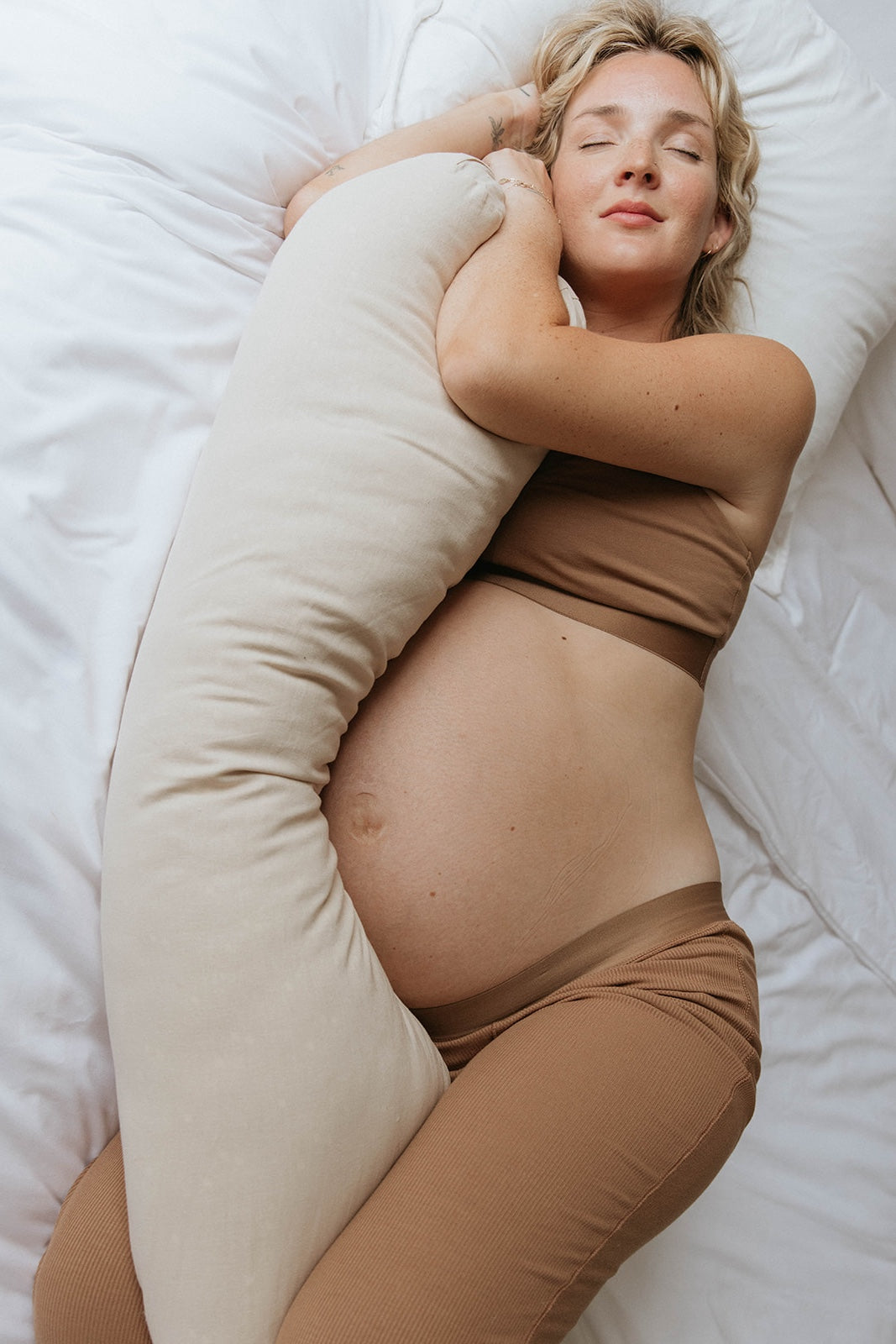 Clementine - Pregnancy Pillow Cover